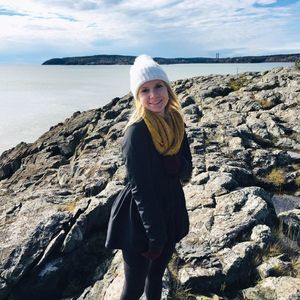 Meet your Posher, Emily